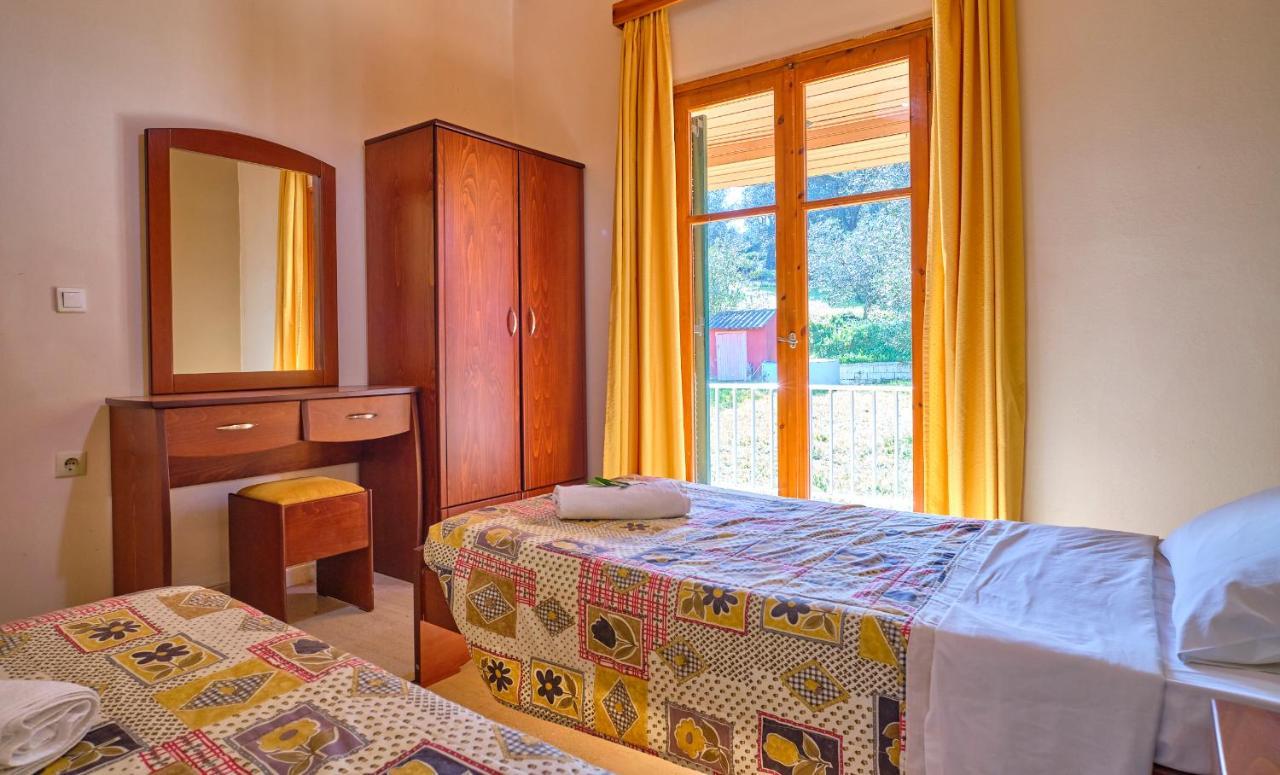 Theodora Apartments Agios Stefanos Corfu Agios Stefanos Avliotes  Екстериор снимка